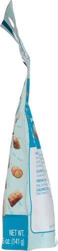 Blue Buffalo Bursts Crunchy & Creamy Cat Treats, Great for Training, Savory Seafood, 5-oz Bag (Pack of 4)