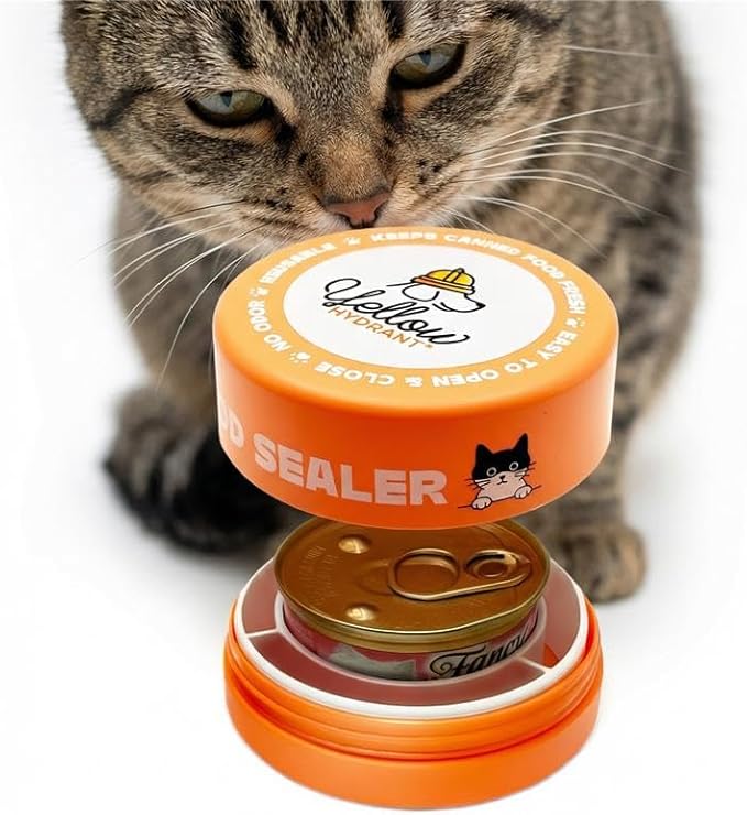Canned Cat Food Storage Container Patent Pending Reusable Airtight Can Cover Pet Food Sealer - Keeps Cat Food Container Sealed and Fresh in the Fridge, Eliminates Odor (1 pack)