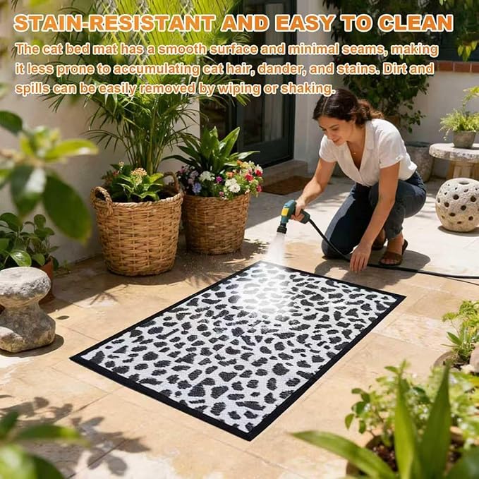 5x4 Feet Cat Bed Mats, Stain-Resistant, Washable and Easy to Clean, Reversible for Double-Sided Use, Convenient Design, Suitable for Both Outdoor and Indoor