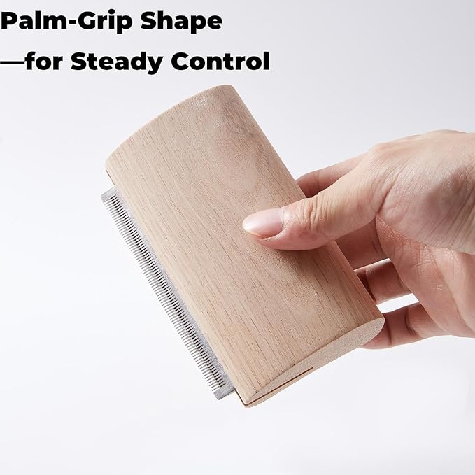 French Bulldog Brush for Shedding – Palm-Grip Wooden Deshedding Comb for Short Hair Dogs, Fine Stainless-Steel Teeth, Curved Body for Face/Neck/Chest, Easy-Rinse Grooming, Bath & Dry Use