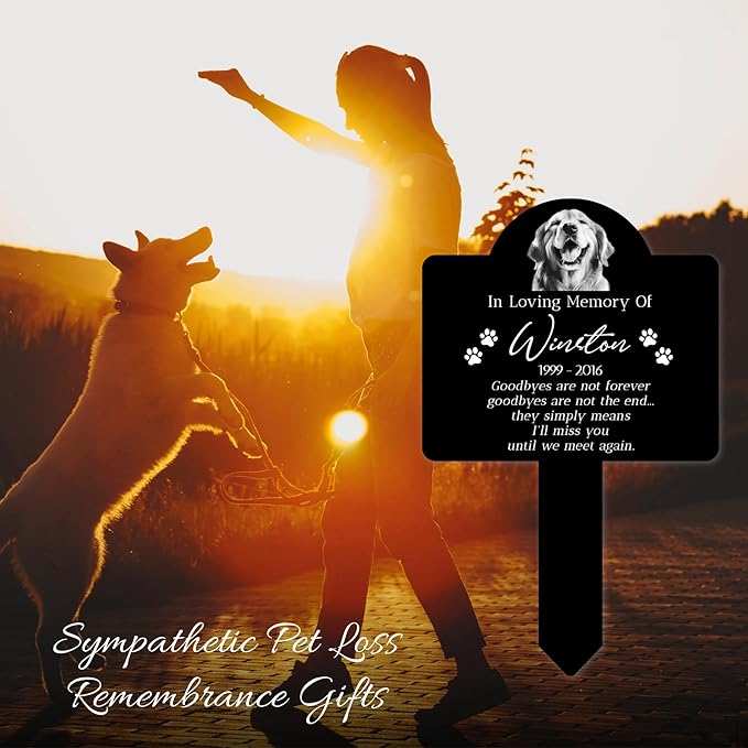 Dog Potrait Memorial Grave Markers Outdoor, Personalized Dog Waterproof Tombstones for Graves Outdoor, Sympathetic Metal Grave Marker Dog with Name, Date and Picture for Loss of Dog