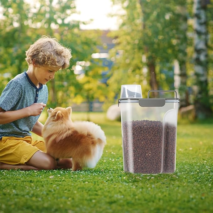 5-7Lbs Cat Dog Pet Food Storage Container with Large Nozzle Design/4 Safety Buckles/Double-Layer Sealing Strips/Handle/Measuring Cup is Easy to Clean and Does -Khaki