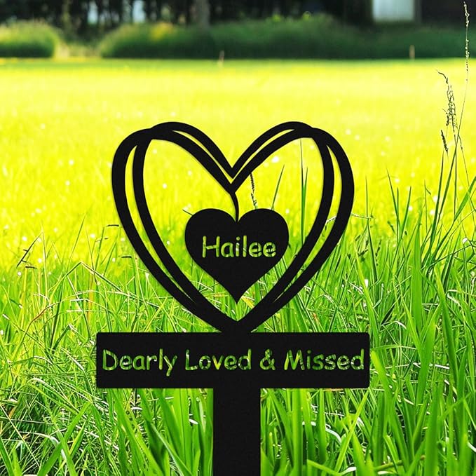 Personalized Hearts Memorial Stake Metal Pet Grave Marker Outdoors, Custom Pet Cat Dog Memorial Marker Grave Garden Sign with Stake, Customized Memorial Plaque Loss of Pet Remembrance Stake