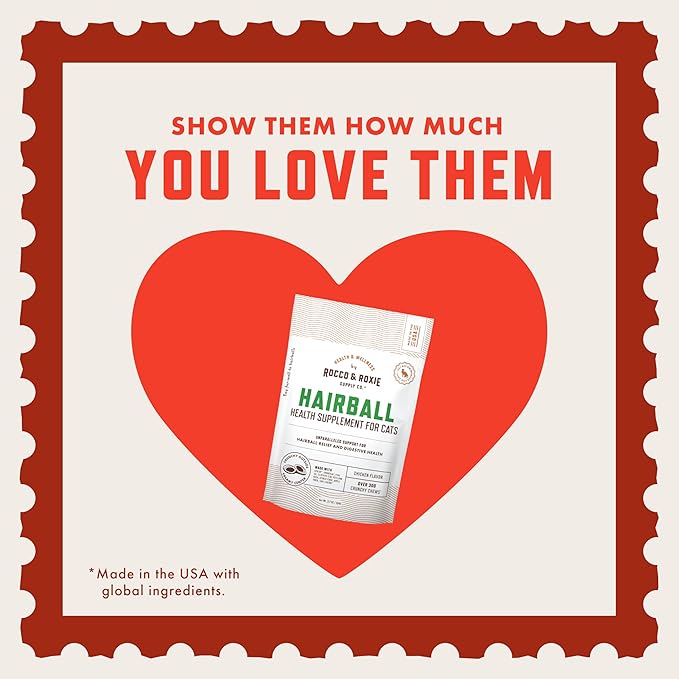 Rocco & Roxie Hairball Treatment for Cats, Cat Hairball Remedy, Crunchy Treats for Cats with a Creamy Center, Furball Control, Chicken Flavored Hair Ball Relief for Cat, Made in USA, Over 300 Chews