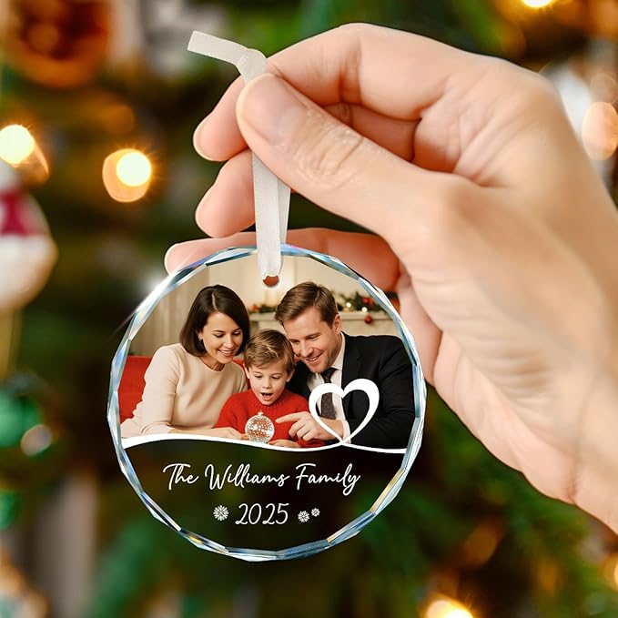 Personalized Christmas Ornaments, Family Christmas Ornament 2026, Photo Ornaments for Tree Decorations, Customized Keepsake Gift for Family, Dad, Mom, Him, Her, Couple