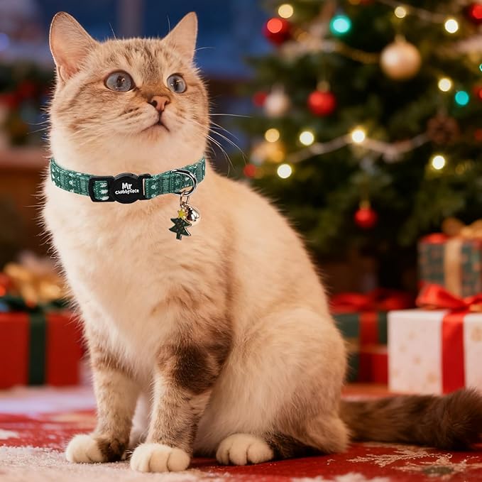 2 Pack Cat Collar, Cute Christmas Red and Green Tree Breakaway Kitty Collar with Bell&Pendent, Soft Adjustable Safety Cat Collar for Female Male Cats