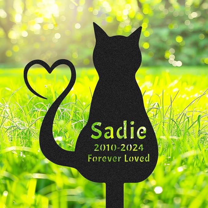 Personalized Cat Memorial Garden Stake with Heart, Custom Cat Memorial Grave Marker Pet Loss Sympathy Gift, Customized Outdoor Memorial Engraved Sign for Cat Cemetery Plaque Burial Marker