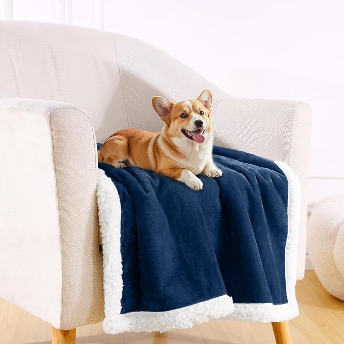Smiry Waterproof Blanket Throw for Large Dogs, Soft Reversible Dog Blanket for Sofa Couch Bed, Washable Leakproof Sherpa Fleece Furniture Couch Protector(40"x60", Navy/White)