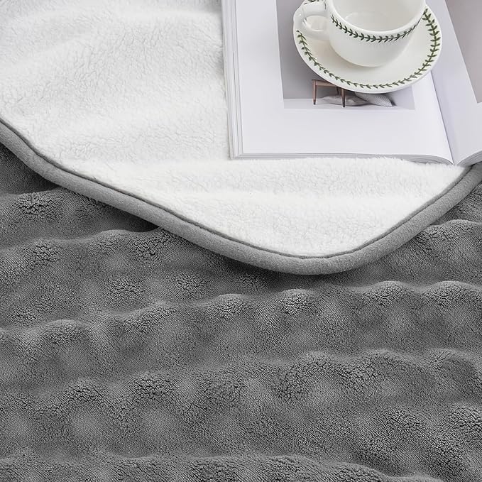 Waterproof Blanket for Bed Couch Sofa Car, Soft Leakproof Dog Blanket with 3D Bubble Pattern, Reversible Water Proof Pet Blankets for Dogs Cats Puppies (60"x80", Grey)