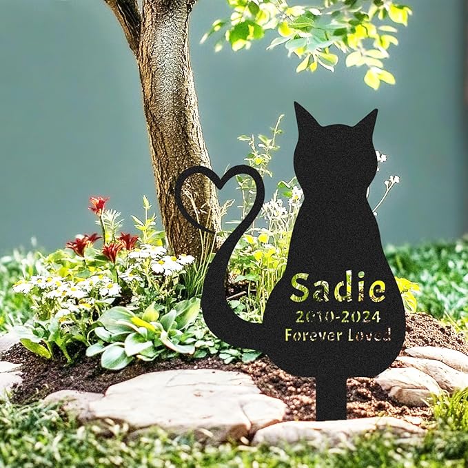 Personalized Cat Memorial Garden Stake with Heart, Custom Cat Memorial Grave Marker Pet Loss Sympathy Gift, Customized Outdoor Memorial Engraved Sign for Cat Cemetery Plaque Burial Marker