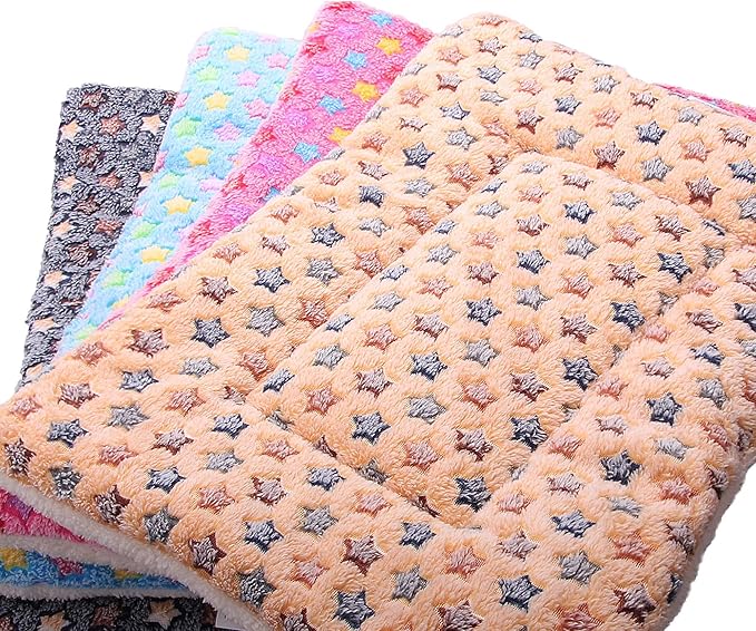 FJWYSANGU Fluffy Pet Cat Blanket Soft Coral Velvet Pet Puppy Cushion Mat Warm Cover Soft Pad Mat(Star V2/Beige,Medium)