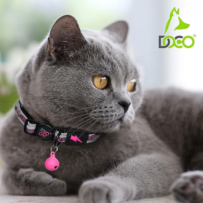 DOCO Cat Collar Breakaway Safety Buckle - Reflective Kitten Collar with Bell, Adjustable Nylon Strap for Kittens & Adult Cats - Red, Neck Girth - 3/8" x 7.5-12", Weight Up to - 13lb