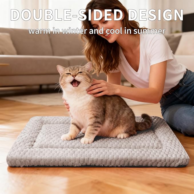 Dog Bed Mat,Reversible & Ultra Soft Kennel Pad-Machine Washable Pet Bed for Dogs & Cats-All-Weather Crate Liner for Crates,Carriers & Travel (Light Gray, 18" L x 14" W x 1.5" Th)