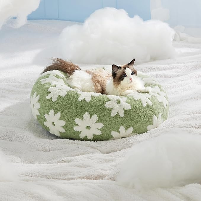 LE SURE Shown on TV Donut Cat Beds for Indoor Cats - Round Small Dog Bed Calming Gift for Pets, Cute Modern Home Decor Beds with Jacquard Shaggy Plush & Anti Slip Bottom, 20 Inch, Green