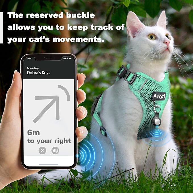 Cat Harness and Leash for Walking, The Upgrade Can be Adjusted in Four Directions and Breathable Cat Harness for Anti Escape that can be Fitted and Positioned, Reflective Strips Harness, Green, XS