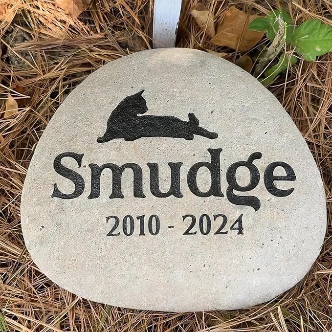 Personalized Cats Memorial Stone - Custom Engraved Natural River Rock with Name & Icon, Handcrafted Pet Loss Gift, Garden or Indoor Angel Pet Remembrance Stone (for Cats)