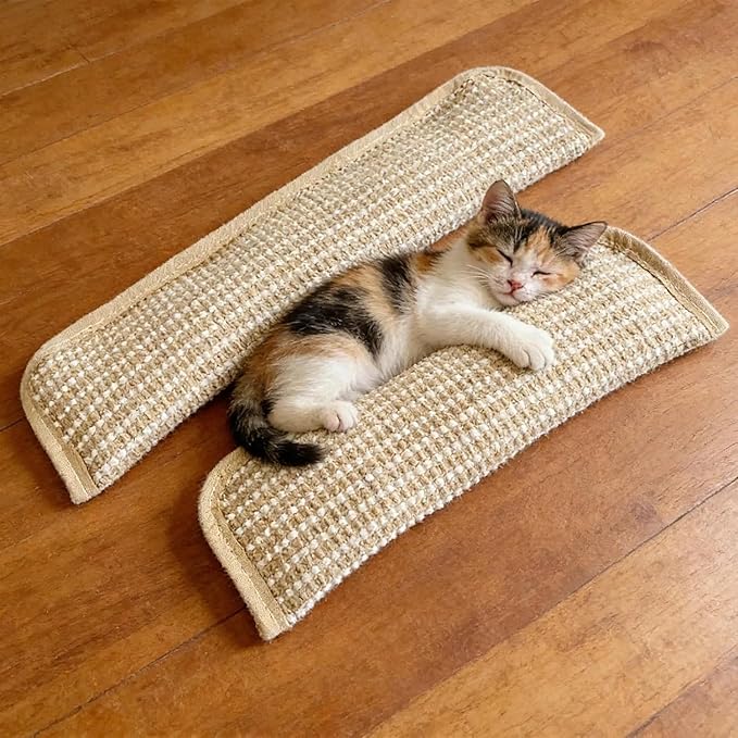 UBIETY 3Pcs Catnip Pillows for Cats - Cat Toys Pack with 6000mg A+ Organic Catnip, Sisal Scratching Pad, Bite Resistant Kitten Teething Toy, Interactive Cat Kicker Toys for Indoor Cats (3Pcs Small)