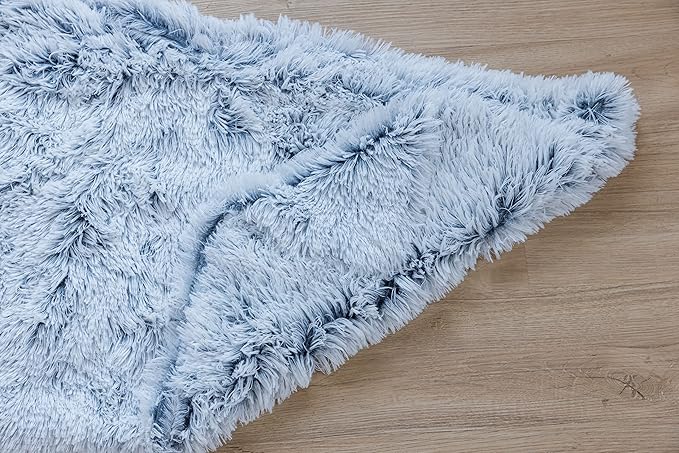 PJYuCien Fluffy Fleece Calming Pet Throw Blanket, Super Soft and Warm for Indoor Cats and Dogs, Medium 24" * 32", Machine Washable, Grey Puppy Bed