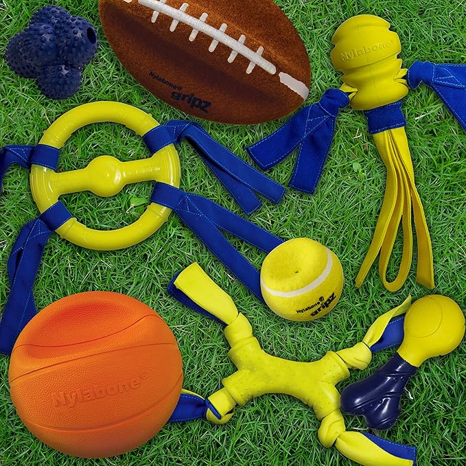 Nylabone Power Play Gripz Felt Basketball Rubber Fetch Toy, Squeaky Ball for Dogs, Medium (1 Count) (Pack of 2)